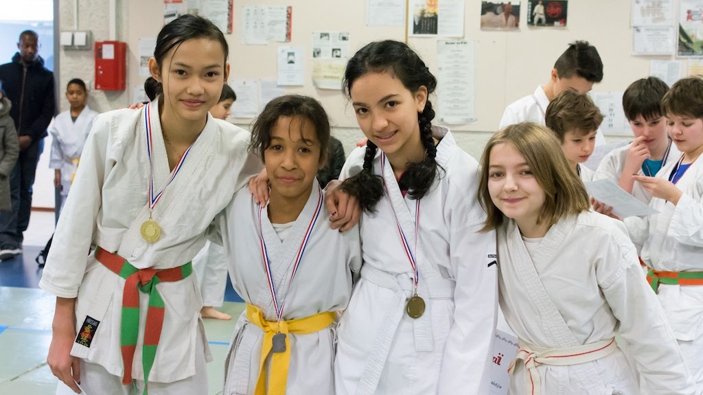 Cours adolescent Ecole Yonnaise de Karaté